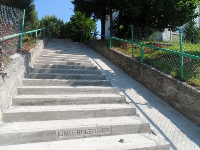 İzmit’in dört bir yanında çalışma var