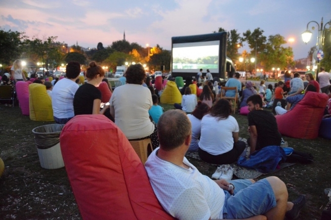 Açık Hava Sinemasında bu hafta ’Sihirli Müze ve Ayla’