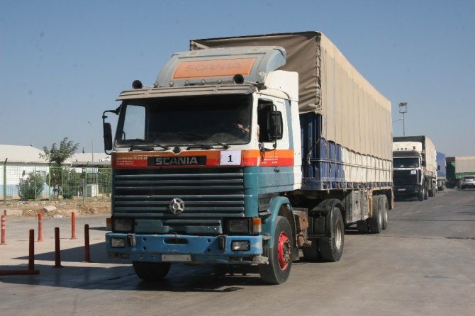 BM yardım konvoyu Suriye’ye geçiş yaptı 26 Eylül 2018