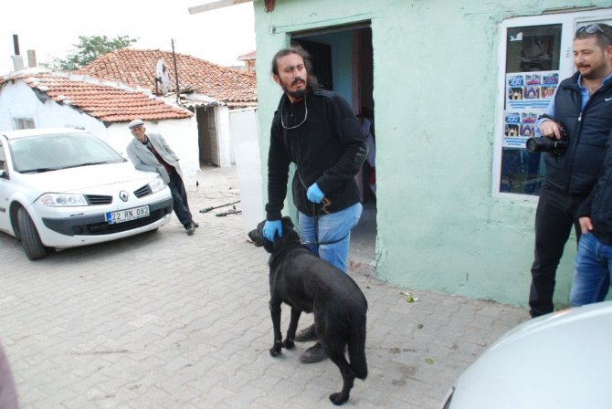 Edirne'nin Keşan ilçesinde Polisten uyuşturucu denetimi