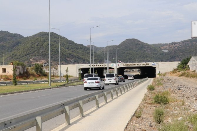 Gazipaşa Alanya Havalimanı 1 milyon yolcu hedefine ulaştı!