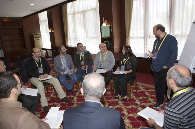 Atatürk Üniversitesinden Lisanüstü Eğitim Çalıştayı