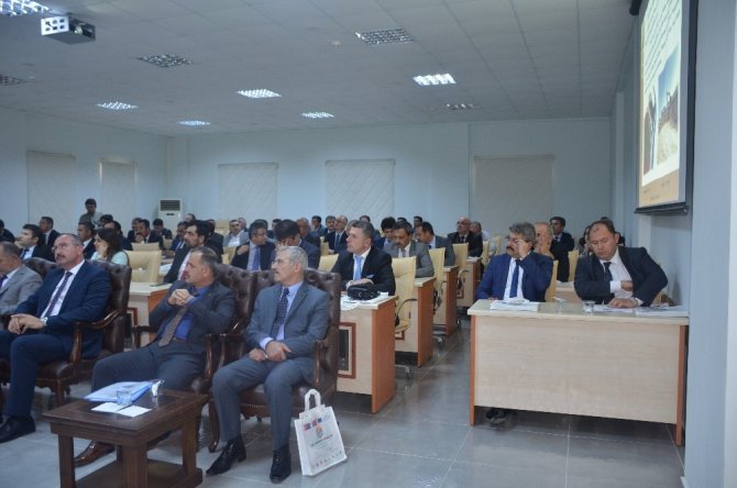 Bilecik Valisi Tahir Büyükakın başkanlığında İl Koordinasyon Toplantısı yapıldı