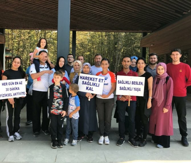 Kartepeli kadınlar sporda: "Hareket Ediyoruz Sağlıklı Kalıyoruz"