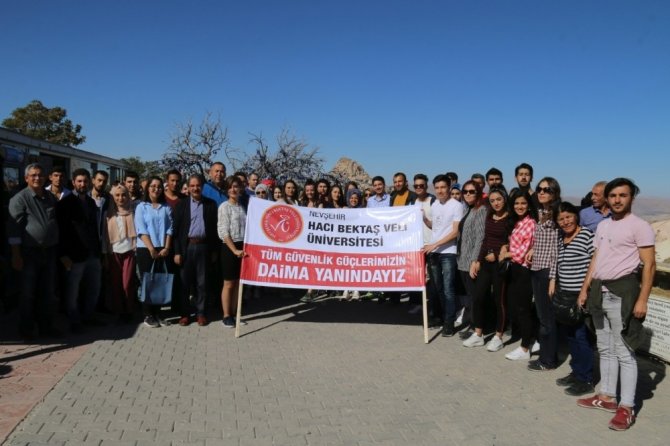 Nevşehir Hacı Bektaş Veli Üniversitesi 1. sınıf öğrencilerine ‘Geleneksel Uyum Gezisi’ düzenledi