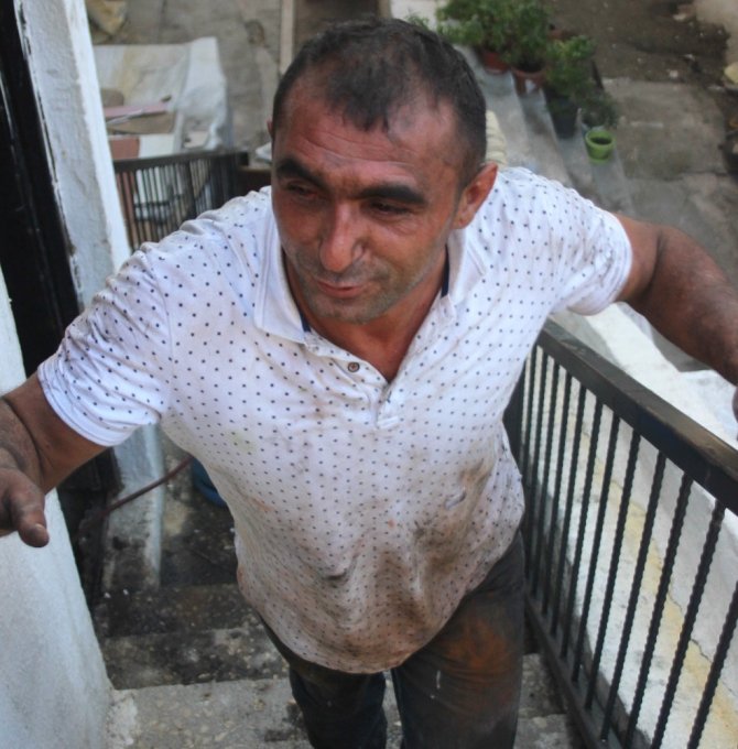 Muğla'nın Menteşe İlçesinde Yangını söndürmek isterken canından oluyordu