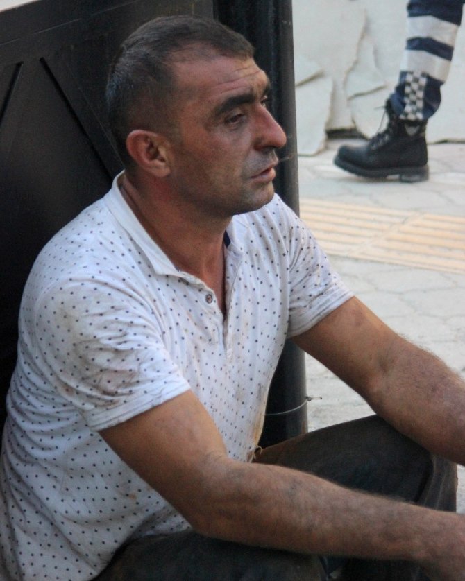 Muğla'nın Menteşe İlçesinde Yangını söndürmek isterken canından oluyordu