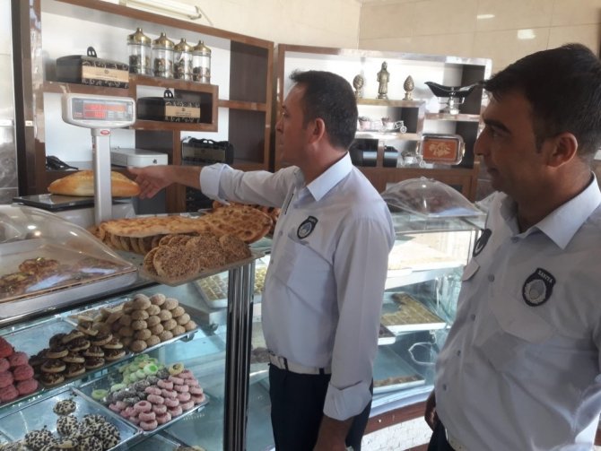 Muş Belediyesi Zabıta Müdürlüğü ekipleri fırınları denetledi