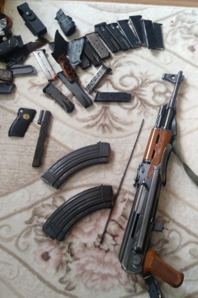 Samsun'da silah kaçakçılığına yönelik düzenlenen operasyonda Cephanelik gibi ev