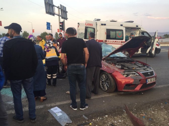 Bingöl Havalimanı kavşağında trafik kazası: 5 Yaralı