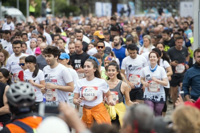 Omurilik felci tedavisi için gerçekleştirilen Wings For Life World Run yine İzmir’de