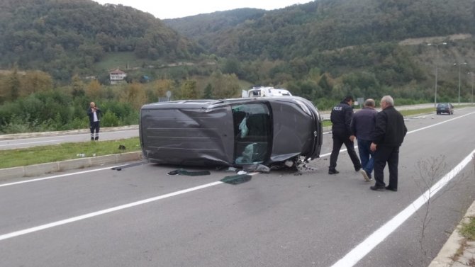 Sinop Kadir Bozkurt Caddesi'nde trafik kazası: 1 yaralı