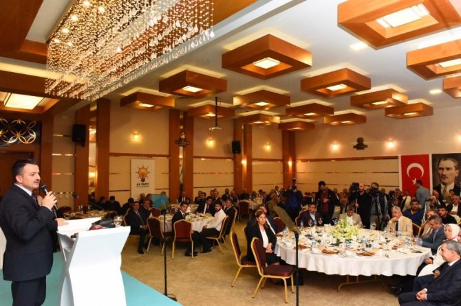 “Tarımı emeklilikten sonra hobi olarak yapılacak iş olmaktan çıkarmalıyız”