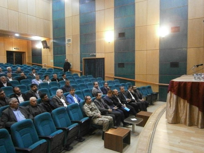 Tatvan’da “Muhtarlar” toplantısı! Muhtarlar mahallelerin sorunlarını anlattı!
