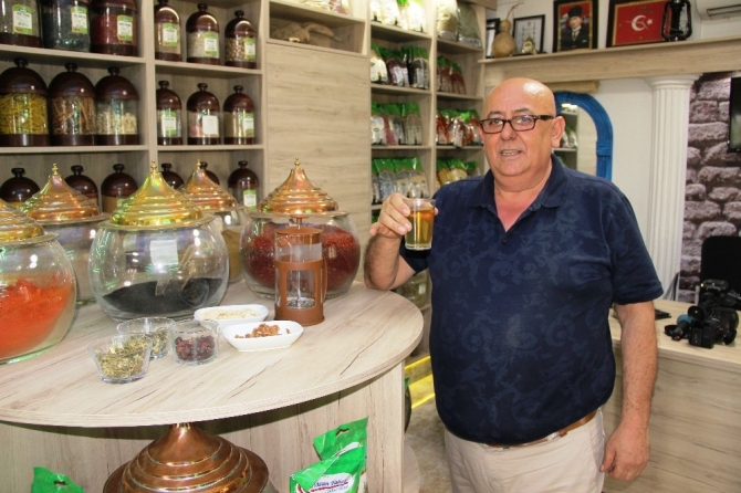 Kış yaklaştı, bitki çaylarına ve doğal ürünlere rağbet arttı