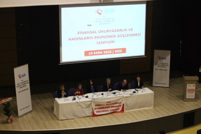 Rize’de kadınlara yönelik ’Finansal Okuryazarlık ve Kadınların Ekonomik Güçlenmesi’ semineri