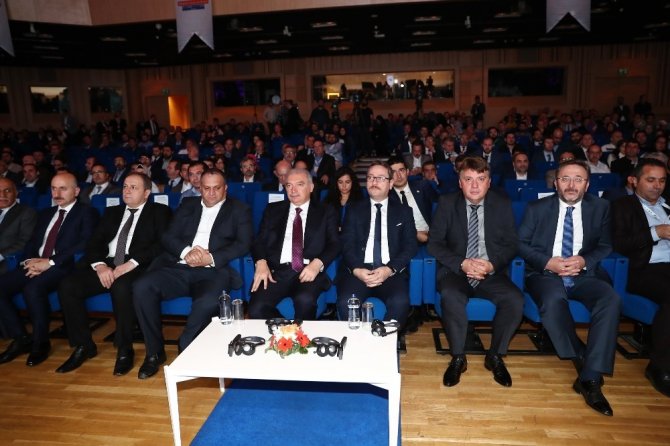 İstanbul Büyükşehir Belediye Başkanı Uysal: "Belediyecilikte yeni nesil belediyecilik ortaya çıkmak durumundadır"