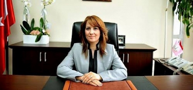 Uşak Valisi Funda Kocabıyık oldu |Funda Kocabıyık kimdir?