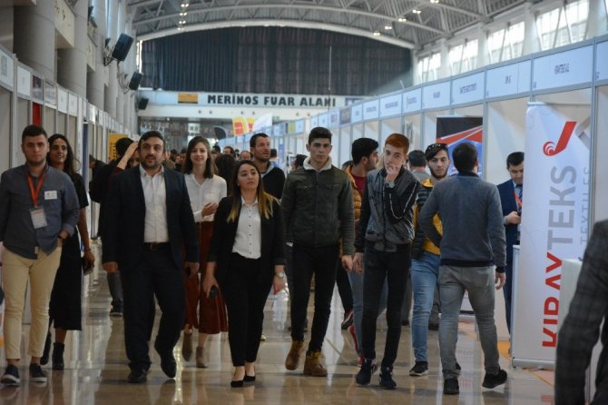 Uzunkaya: "2018 Kasım ayına kadar 1 milyon insanın istihdamına aracılık ettik"