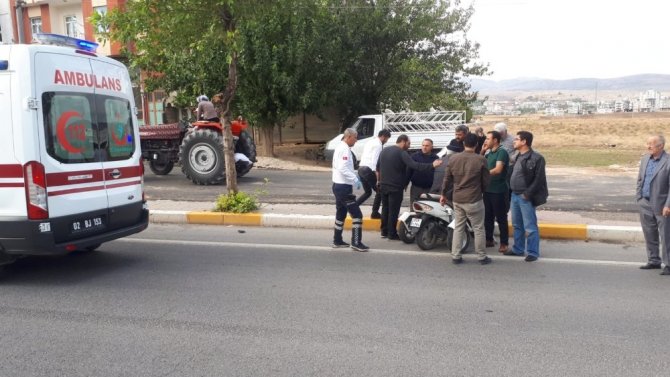 Adıyaman'da Motosikletten düşen kadın yaralandı