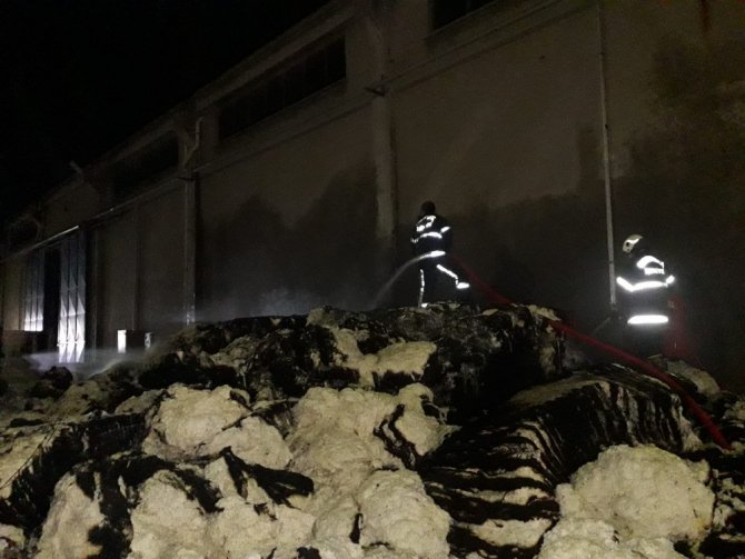 Kahramanmaraş’ta bir tekstil fabrikasında yangın çıktı