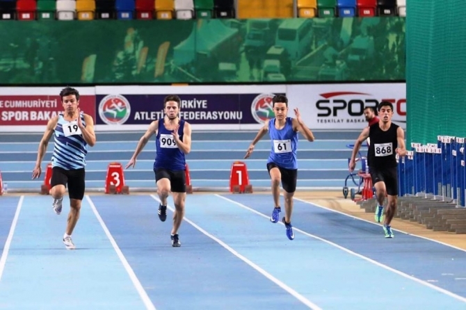 Başkan Eşkinat atletizmin genç yıldızlarını ağırladı