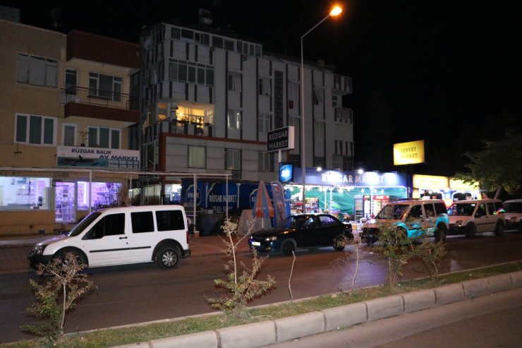 Antalya Muratpaşa ilçesinde yalnız yaşayan bir kişi evindeki yatağında ölü bulundu.