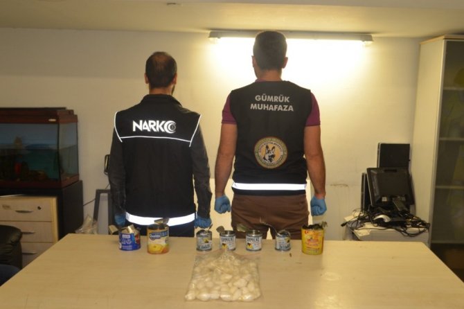 Atatürk Havalimanı’nda uyuşturucu operasyonu, 2 kilo 50 gram kokain ele geçirildi