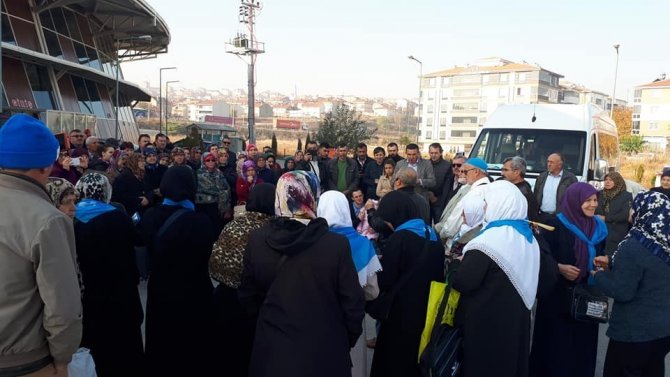 Bilecik'in Bozüyük ilçesinde Umre kafilesi kutsal topraklara uğurlandı