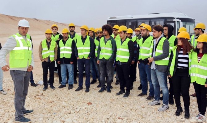 GAÜN Teknik Bilimler Meslek Yüksekokulunun öğrencileri teknik geziye katıldı