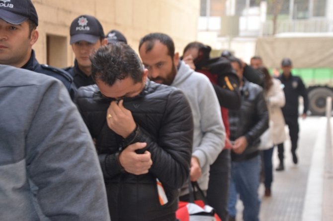 Bursa’da kasko ve sigorta şirketlerini dolandıran 22 kişi adliyeye sevk edildi