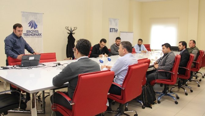 Erciyes Teknopark’ta Dış Ticaret Söyleşileri başladı