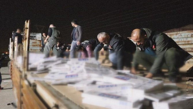 Kahramanmaraş’ta kaçak sigara operasyonunda 5 bin 900 paket kaçak sigara ele geçirildi