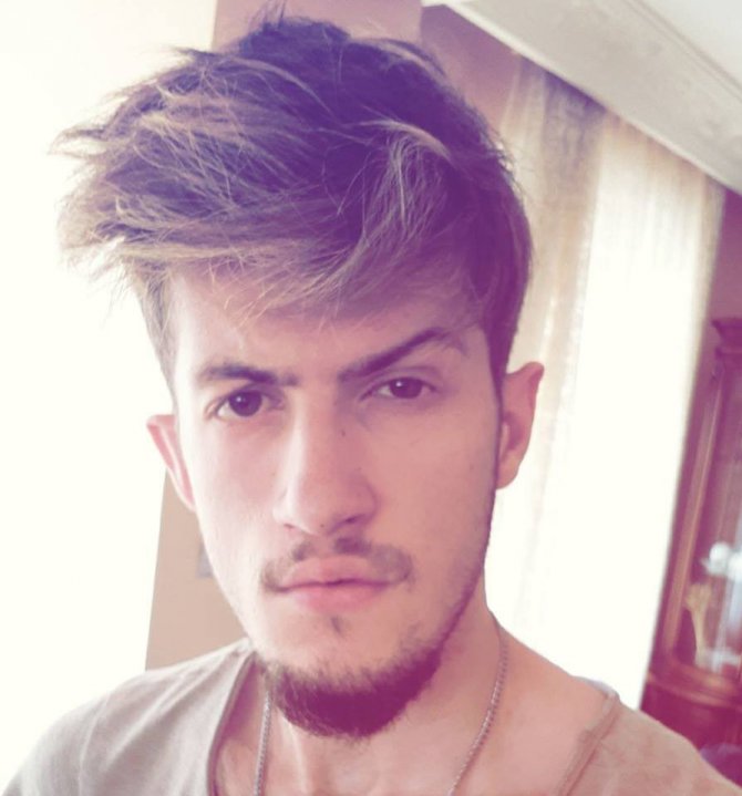 şehit olan Er Melih Sancar'ın şehadet haberi İstanbul'daki baba ocağına ulaştı