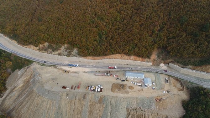 Uludağ’ın eteklerinde dağ ilçelerine ulaşım için tünel inşaatı başladı