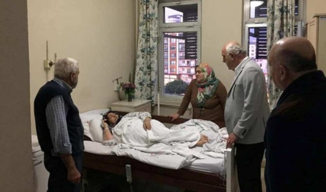 İskenderun Belediye Başkanı Seyfi Dingi’den hastalara moral ziyareti