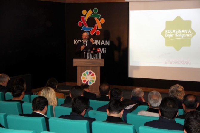 Çolakbayrakdar: "116 mahallede adım atmadığımız, hizmet götürmediğimiz yer kalmadı"