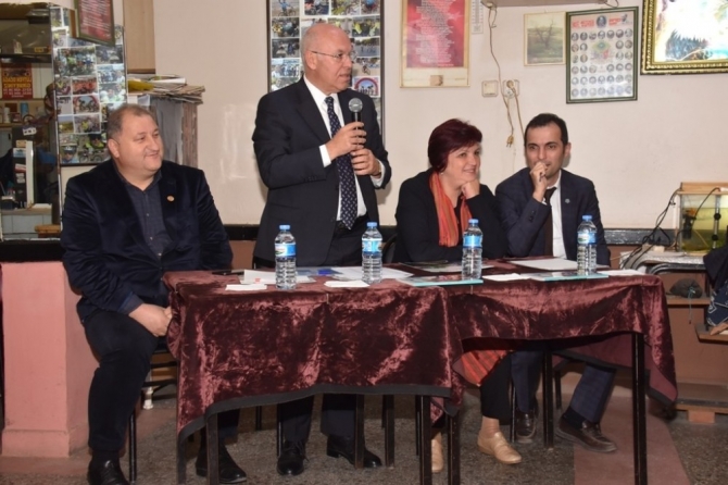 Başkan Eşkinat Zafer Mahallesi sakinleriyle bir araya geldi