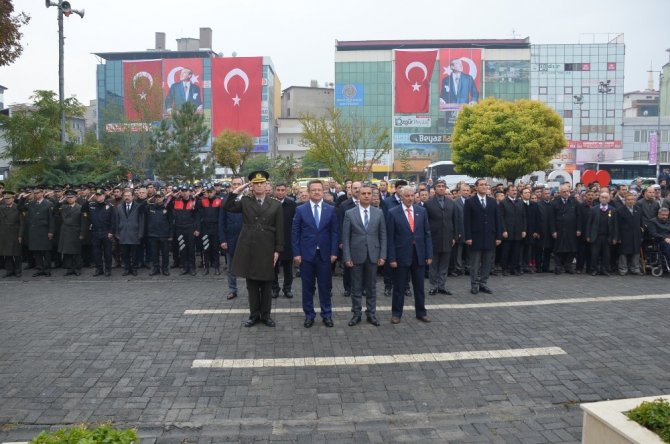 Iğdır'ın düşman işgalinden kurtuluşunun 98. yıl dönümü çeşitli etkinliklerle kutlandı
