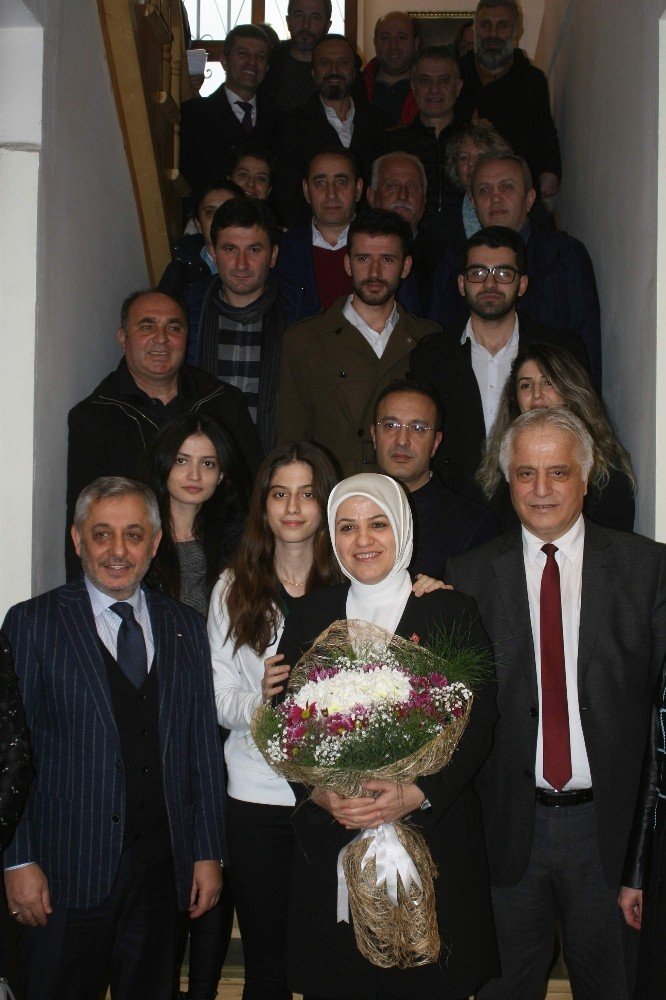 Ayşe Sula Köseoğlu Trabzon Büyükşehir Belediye Başkanlığı için aday adaylığını açıkladı