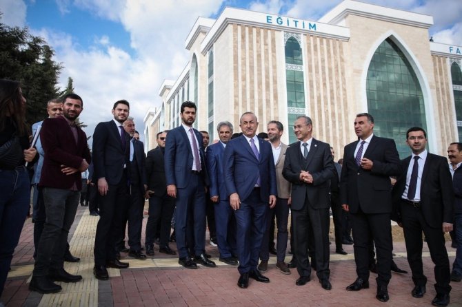 Mevlüt Çavuşoğlu:” Bizler Türk dış politikamız için elimizden gelen her şeyi yapıyoruz”