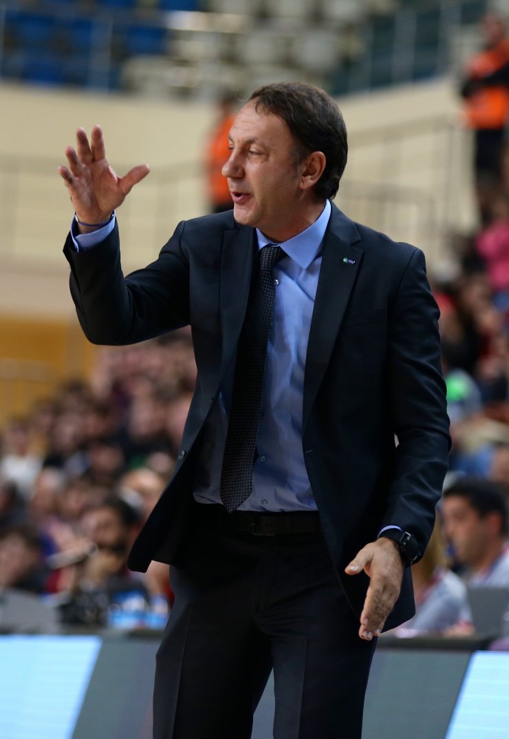 TOFAŞ Başantrenörü Orhun Ene de Selçuk Ernak ve Sakarya ekibini tebrik etti