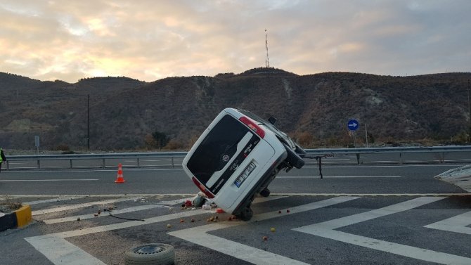 Tosya’da D-100 karayolu Dağardı köyü kavşağında trafik kazası: 2 yaralı