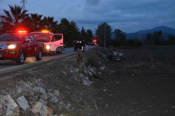 Muğla'nın Ortaca ilçesinde meydana gelen trafik kazasında 3 kişi yaralandı