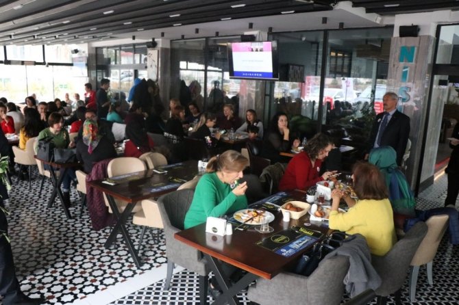 Habibe Ergül: "Öğretmenlerimizin geleceğimizi yönetecek iyi çocuklar yetiştirmelerini temenni ediyorum"