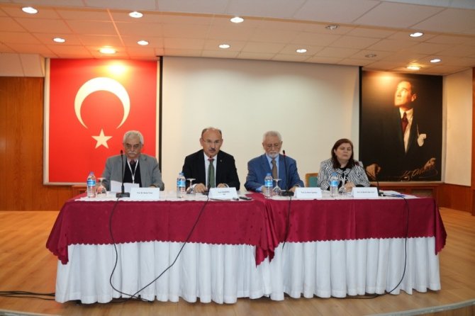 Türklerde ve Başka Topluluklarda Aile ve Akrabalık İlişkileri Çalıştayı sona erdi