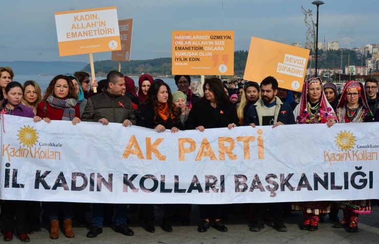 AK Parti'li kadınlardan 25 Kasım Kadına Yönelik Şiddetle Mücadele Günü