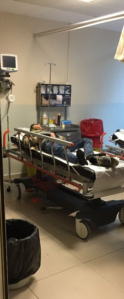 Bursa'nın İnegöl ilçesinde Otomobil ile motosiklet çarpıştı 1 yaralı