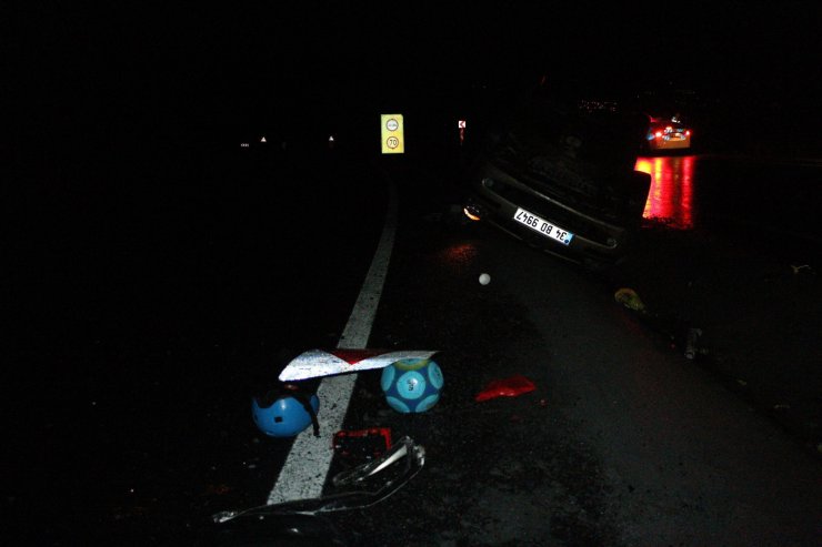 Zonguldak'ın Ereğli ilçesinde Otomobil takla attı: 3 yaralı