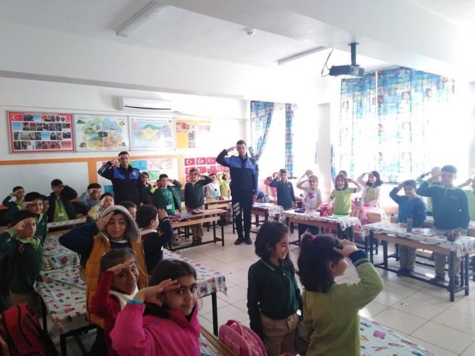 Adıyaman İl Emniyet Müdürlüğünce Öğrencilere polislik mesleği anlatıldı
